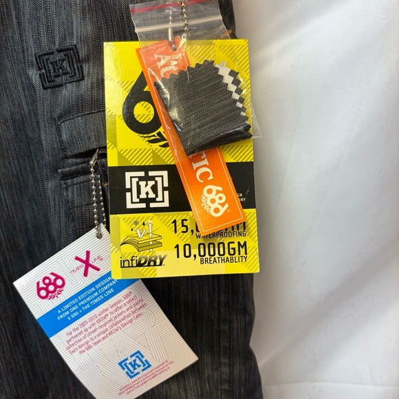 686 Times Kr3w Knuckle Insulated Pants NWT Mens Small Black Snowboard Ski Winter - Picture 4 of 8